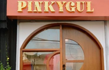 Pinky Gul