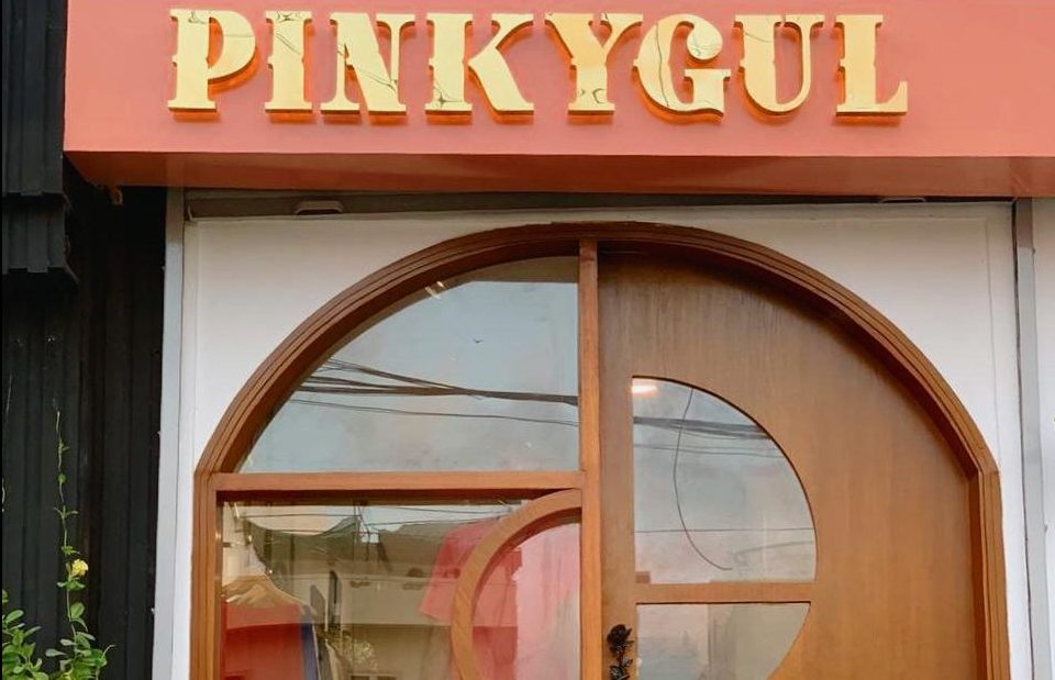 Pinky Gul